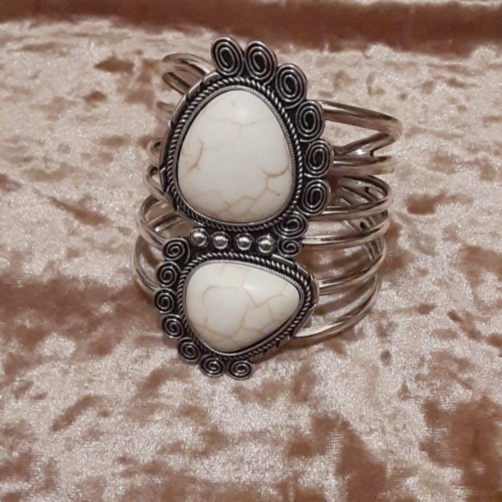 Silver bangle bracelet